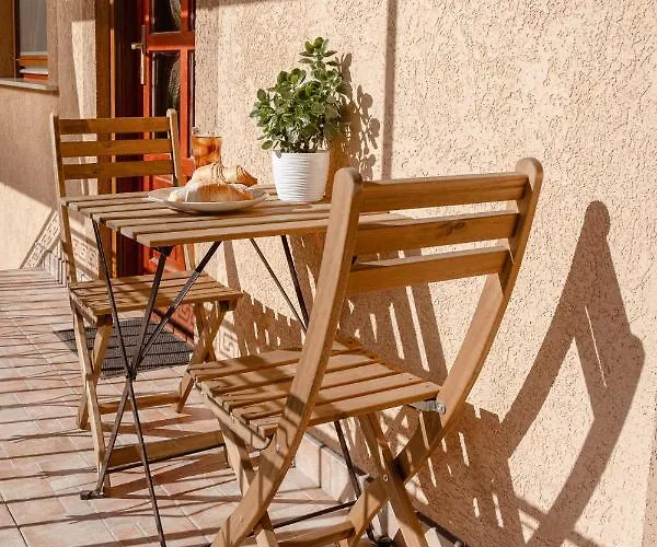 Kotyogo Apartmanok, דירה *