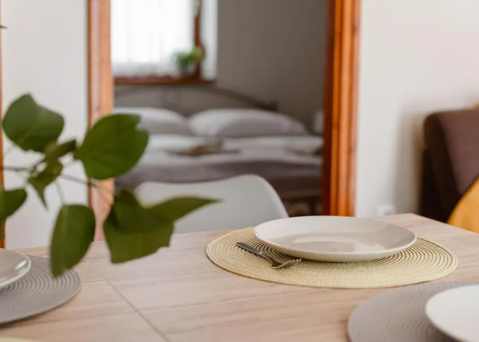 Kotyogo Apartmanok,