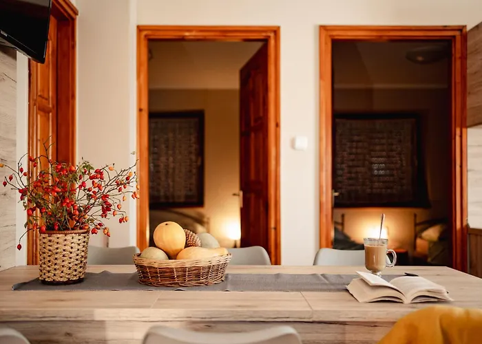 Kotyogo Apartmanok,
